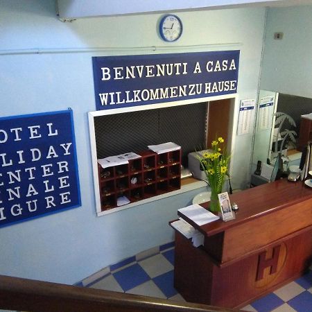 Hotel Holiday Center Finale Ligure Exterior foto